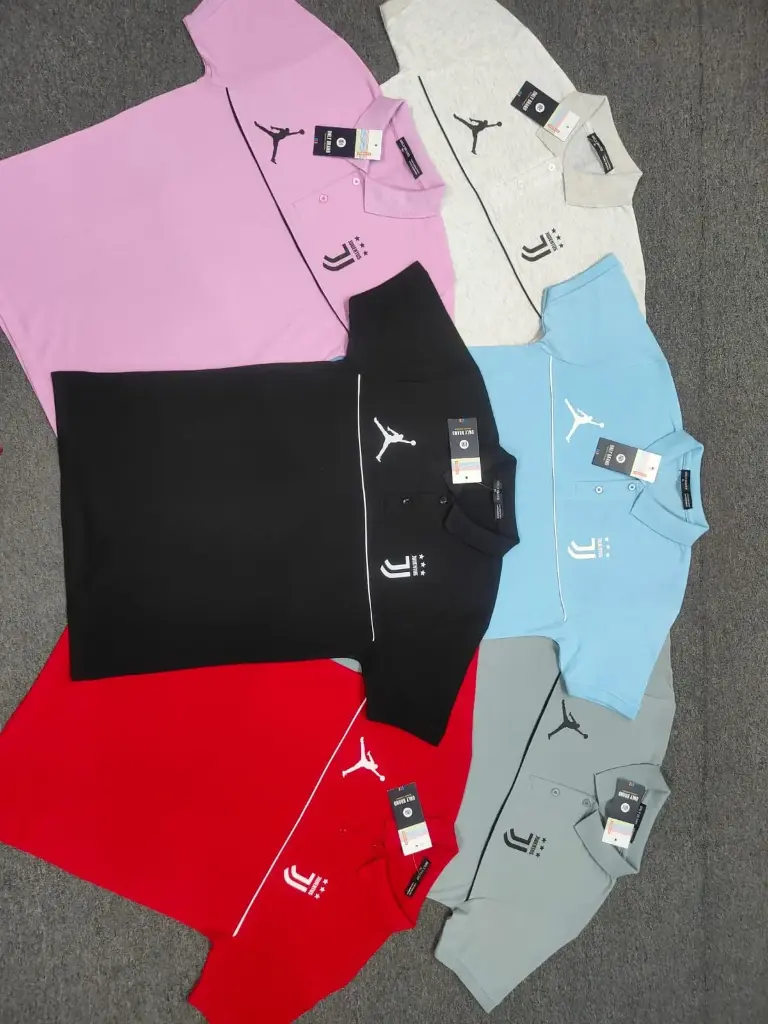 COLLAR T-SHIRT