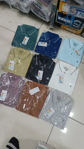 COLLAR T-SHIRT