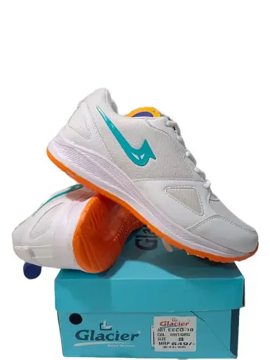 SPORT SHOES